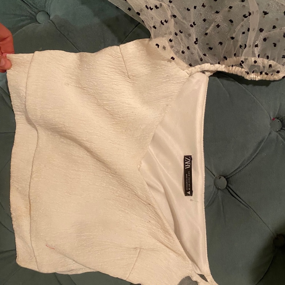 Crop bubble sleeve top - Picture 2 of 3